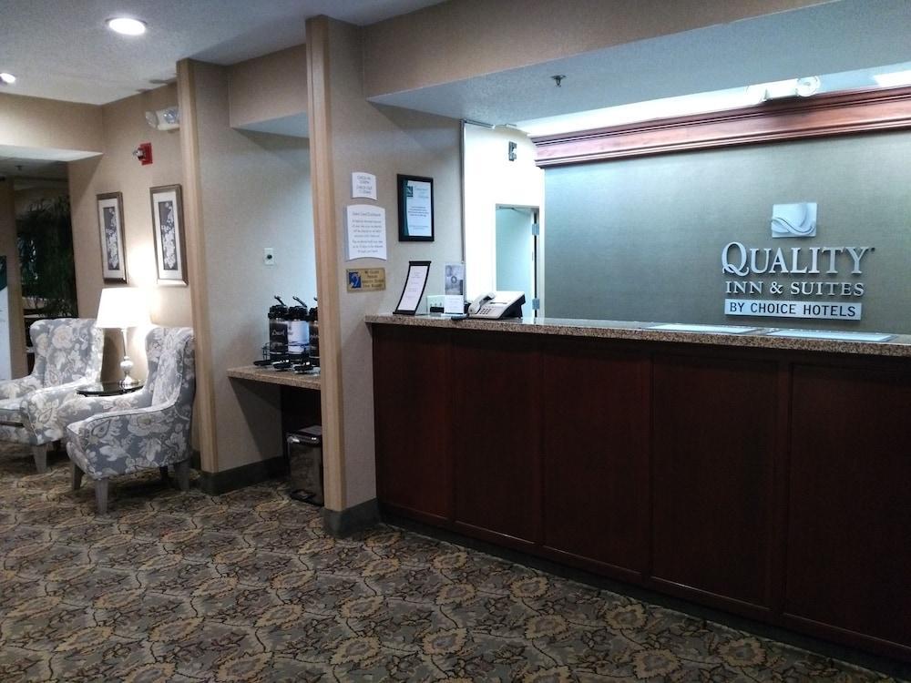 Quality Inn&Suites Benton - Draffenville Exterior foto